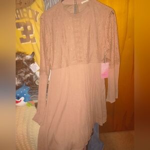 Elegant Lace Long Sleeve Dress